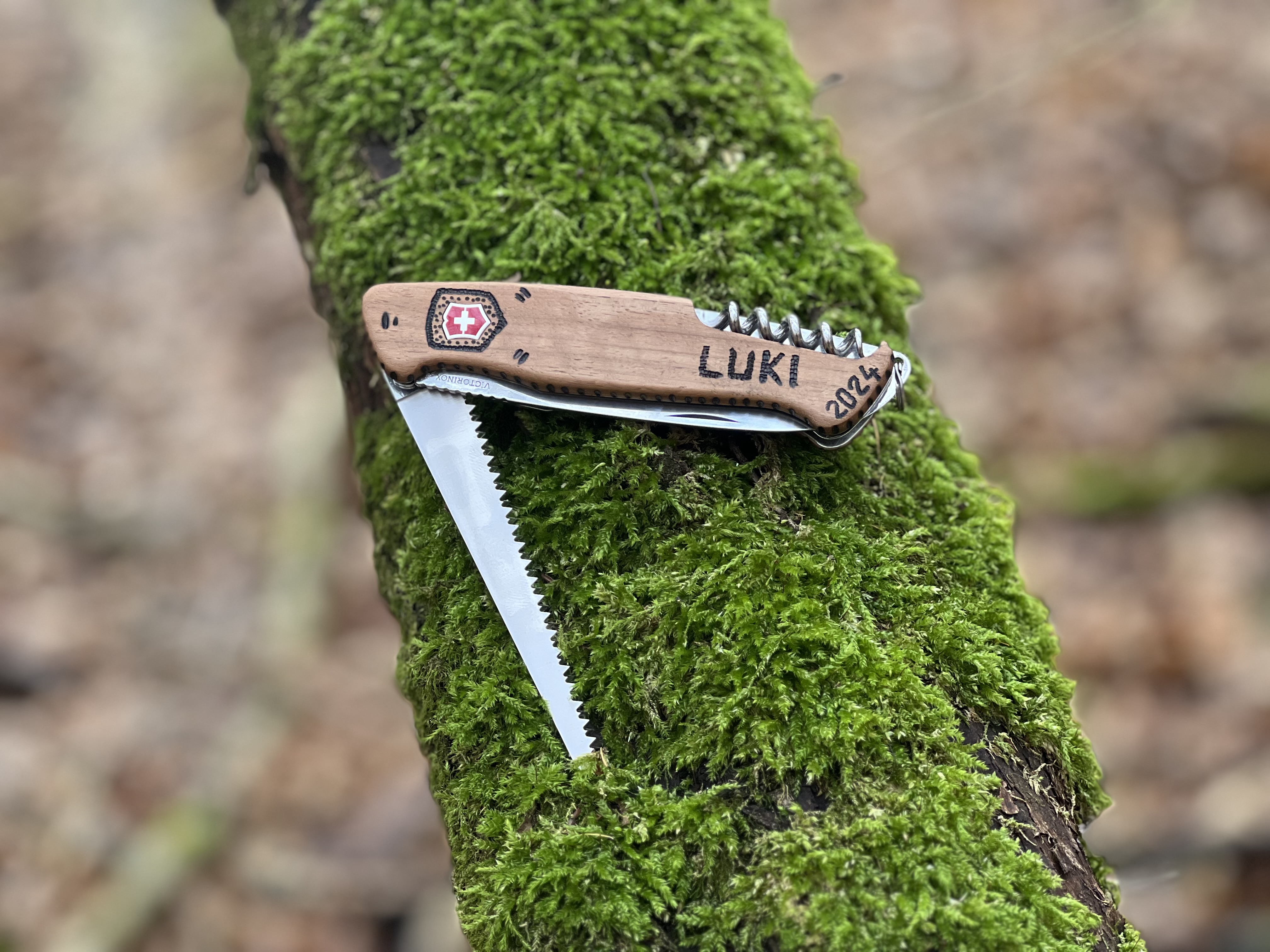 Victorinox Ranger Wood 55